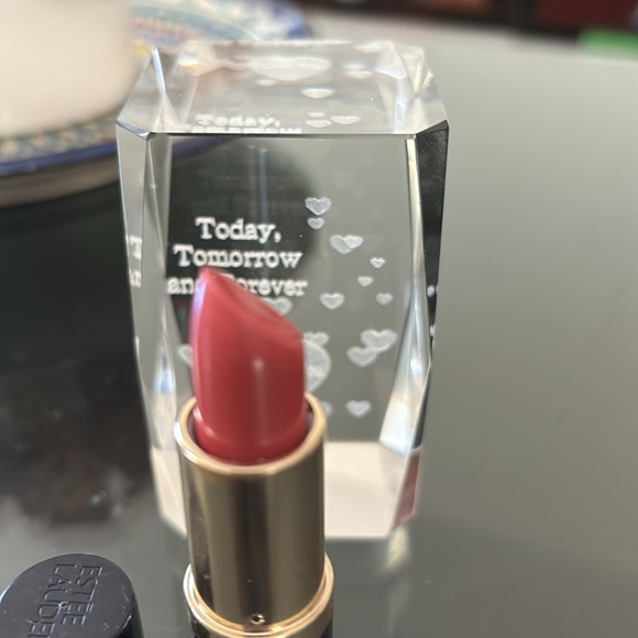 Estée Lauder Lipstick CANDY 223 pure color envy - Picture 2 of 3